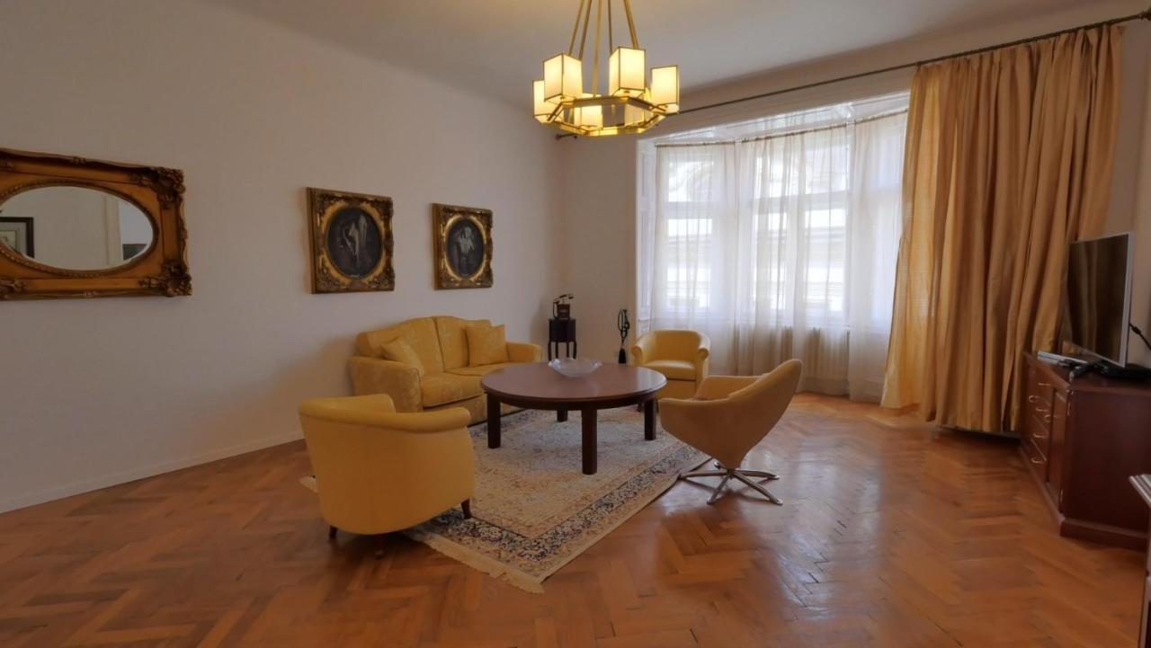 Velky 3I Apartman V Centre Mesta Bratislava Ngoại thất bức ảnh